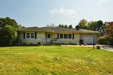 245 Westview Dr, Meriden, CT 06450