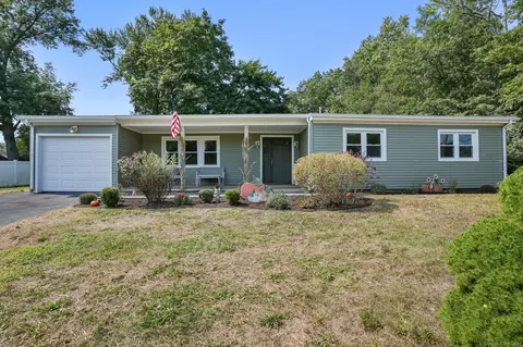 120 Carol Rd, Stratford, CT 06614
