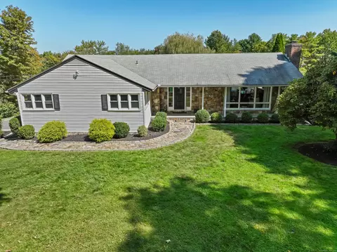 292 Black Rock Tpke, Redding, CT 06896