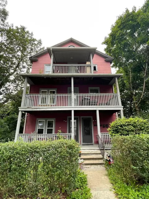65 Benefit St, Waterbury, CT 06704