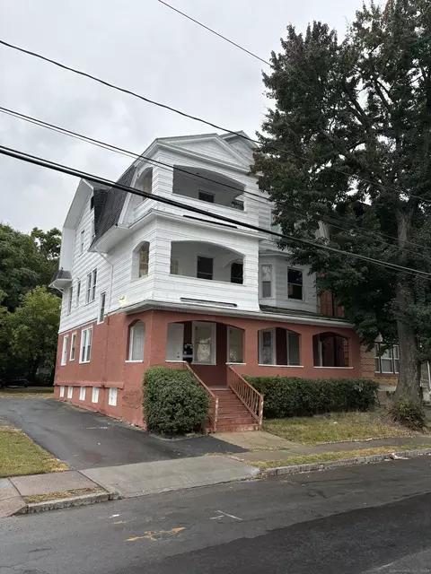 630 Garden St, Hartford, CT 06112