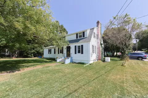 870 N Main St, Killingly, CT 06239