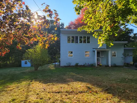 599 Pond Point Ave, Milford, CT 06460