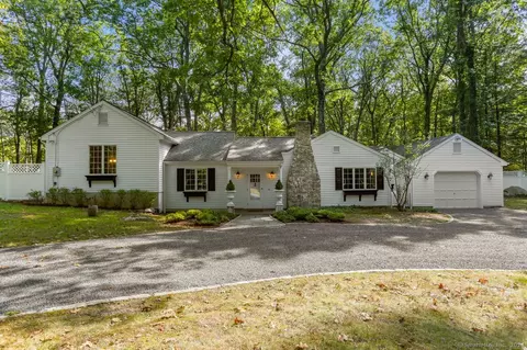 139 Vista Rd, Wilton, CT 06897