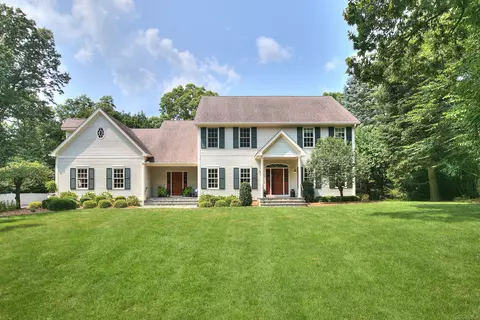 19 Long Lots Rd, Westport, CT 06880
