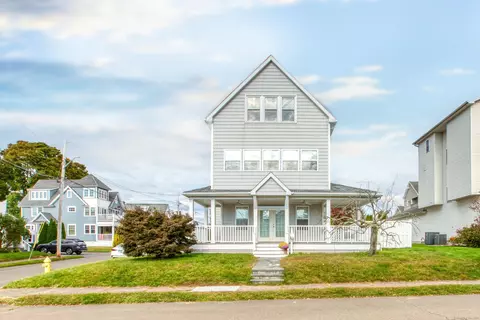 82 Hawley Ave, Milford, CT 06460