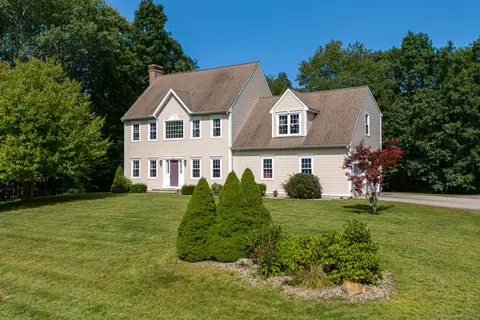 76 Ashley Ln, Colchester, CT 06415