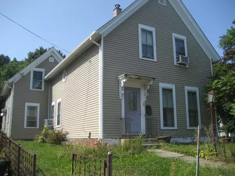 74 Prospect St, Norwich, CT 06360