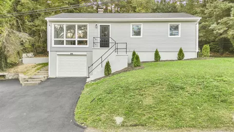 214 Long Hill Ave, Shelton, CT 06484