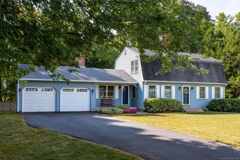 114 Eldridge St, Manchester, CT 06040
