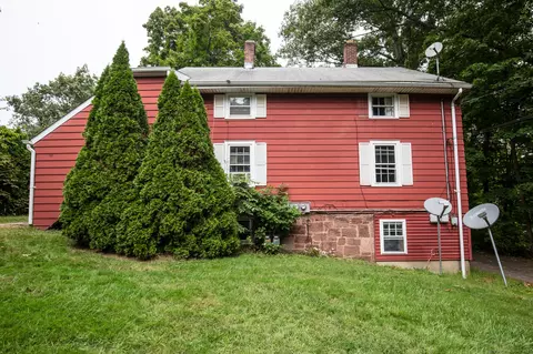70 Constitution St, Wallingford, CT 06492