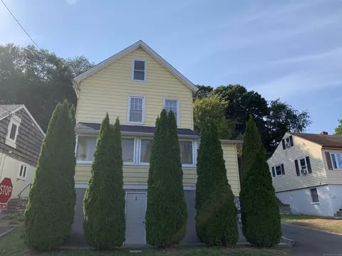 150 Smith St, Derby, CT 06418