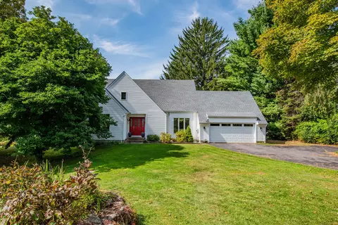 1456 Middlebury Rd, Watertown, CT 06795