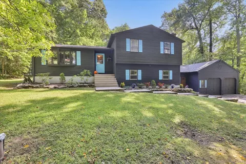 170 Mott Hill Rd, East Hampton, CT 06424