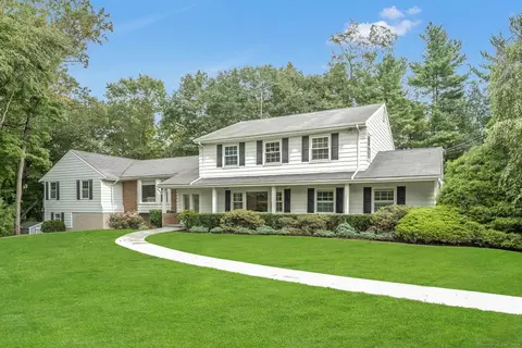 75 Bowman Dr, Greenwich, CT 06831