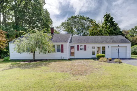 15 Farmstead Ln, Torrington, CT 06790