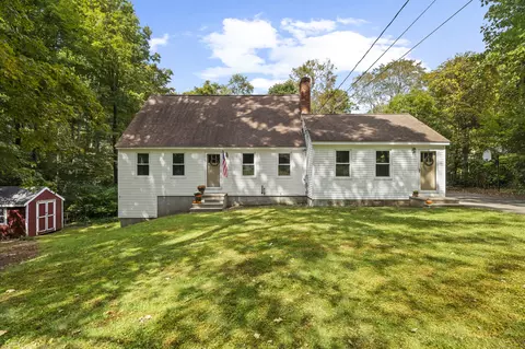 81 Weatherly Trl, Guilford, CT 06437