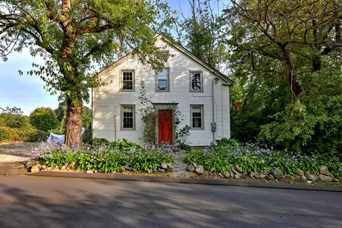 644 Field St, Naugatuck, CT 06770