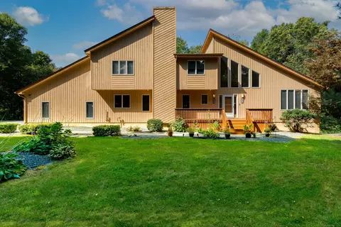 74 Pinnacle Rd, Ellington, CT 06029