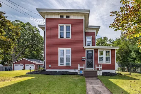 52 Hollister St, Manchester, CT 06042