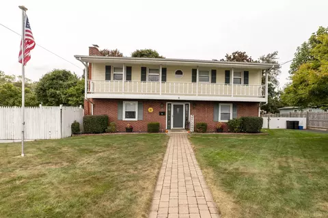 6 Hughes St, East Haven, CT 06512