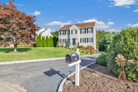 20 Audubon Ln, Shelton, CT 06484