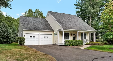2 Crosswoods Dr #2, Simsbury, CT 06070