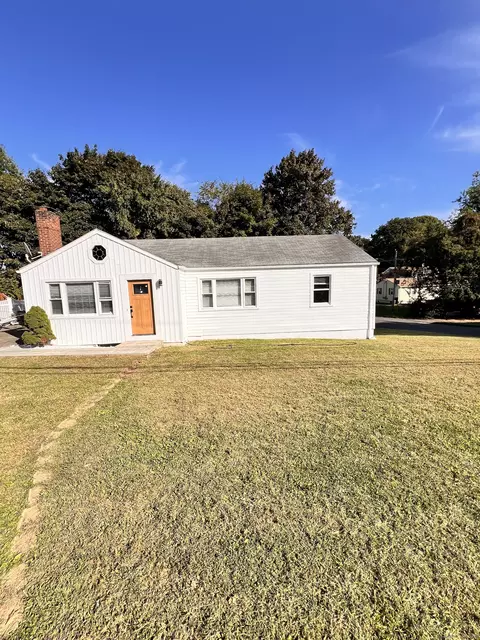 141 Highland Ave, East Haven, CT 06513