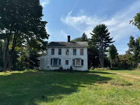 158-160 Great Plain Rd, Danbury, CT 06811