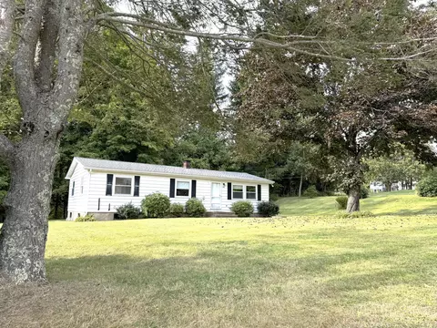 12 Beebe Ln # A, Mansfield, CT 06268