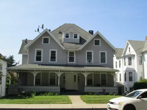 266 N Main St, Naugatuck, CT 06770