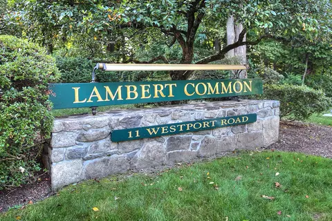 36 Lambert Cmn #36, Wilton, CT 06897