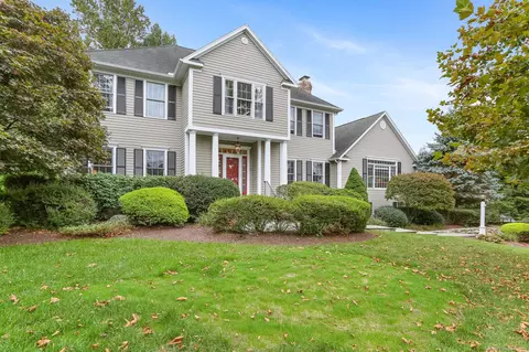 16 Plumb Creek Rd, Trumbull, CT 06611