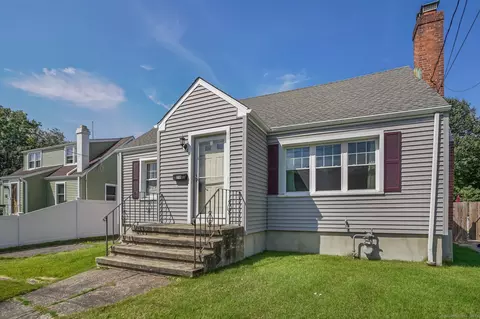 70 Luther St, Bridgeport, CT 06606