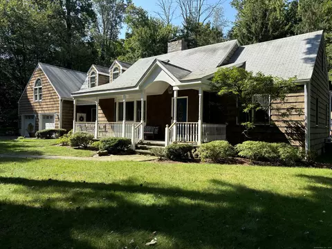46 Middle Ridge Rd, Stamford, CT 06903