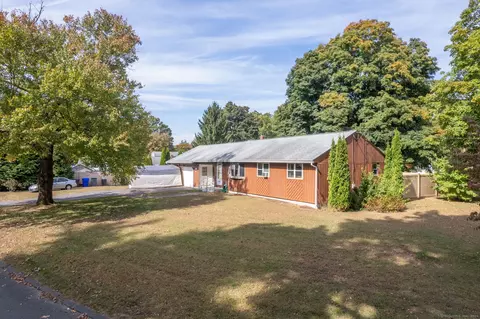 13 Arrow St, Enfield, CT 06082