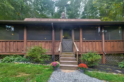 125 Shetucket Tpke, Griswold, CT 06351