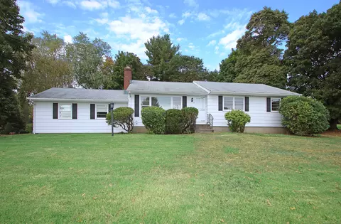 9 Lynne Ter, Shelton, CT 06484