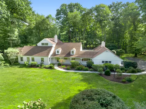 74 Pembroke Rd, Darien, CT 06820