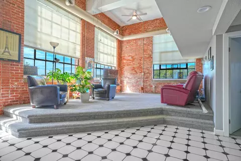 68 Thermos Ave #216H, Norwich, CT 06360