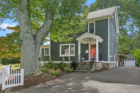 67 Euclid Ave, Fairfield, CT 06825