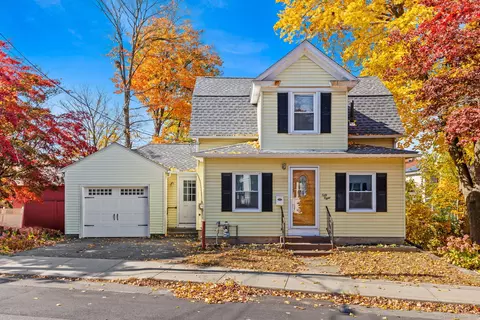 58 Oak St, Southington, CT 06489
