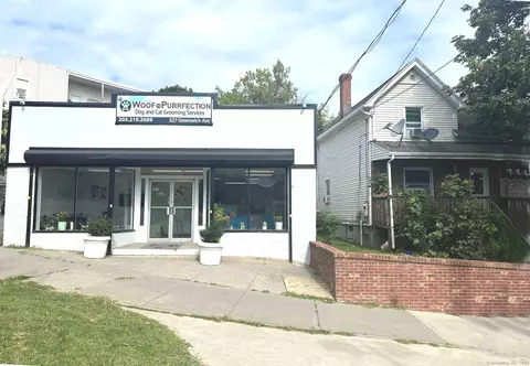 327 Greenwich Ave, Stamford, CT 06902