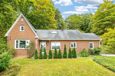 522 Torrington Rd, Litchfield, CT 06759