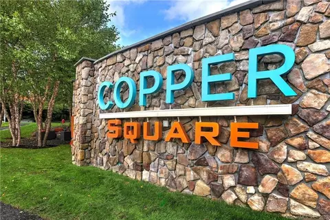 511 Copper Square Dr #511, Bethel, CT 06801