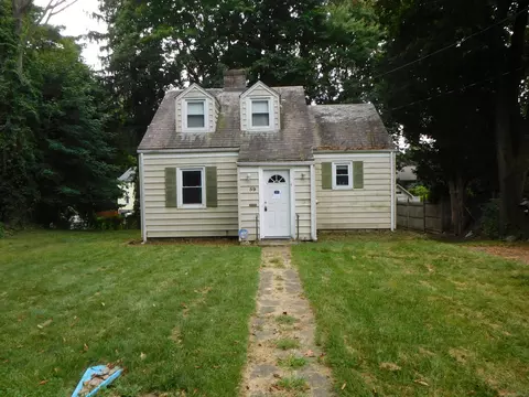 59 Fairview Ave, Fairfield, CT 06824