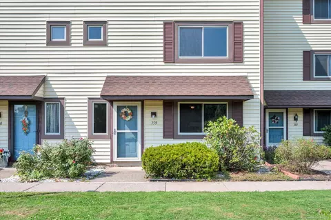159 Salem Dr #159, Cromwell, CT 06416