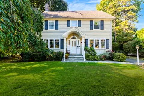 183 Stamford Ave, Stamford, CT 06902