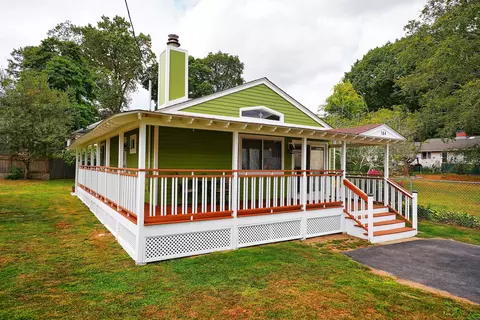 164 N Atwater St, East Haven, CT 06512