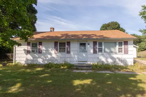 1 S Pine St, Plainfield, CT 06374